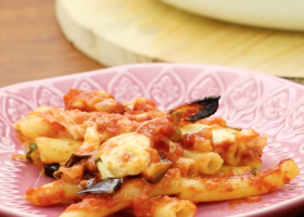 Ziti con Melanzane e Mozzarella ripassati al forno