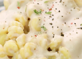 PASTA ALLA CREMA DI PROSCIUTTO
